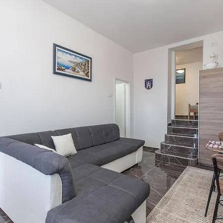 Apartament Amazing In With Wifi Kraljevica